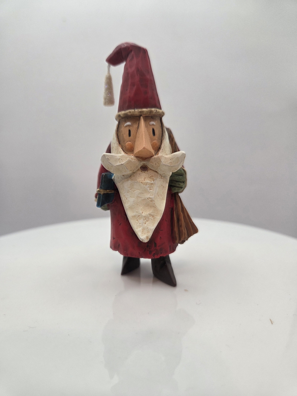 Hallmark 2008 Retailer Associate Exclusive Santa Claus Ornament RARE